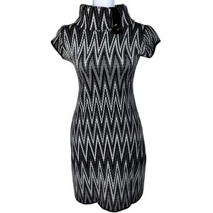 L'Adore Knit Geometric Mock Neck Sheath Dress Womens 36/Small Bodycon Chevron